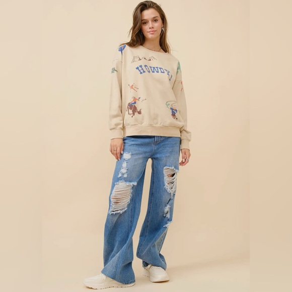 NEW blue b Tan Howdy Cactus Rodeo Horseshoe Mountain Western Themed Sweatshirt - Picture 3 of 8